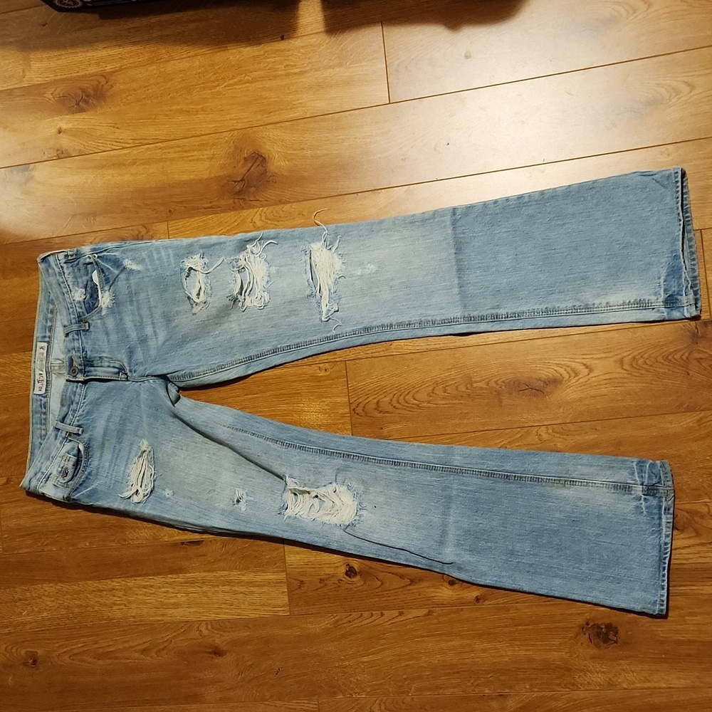 Hollister Jeans size 25 (3R)